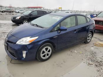  Salvage Toyota Prius