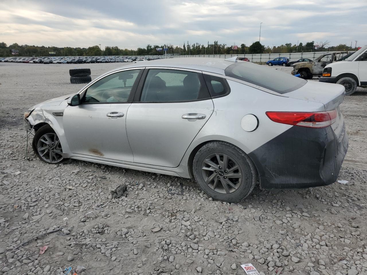 Kia Optima Lx Image 9