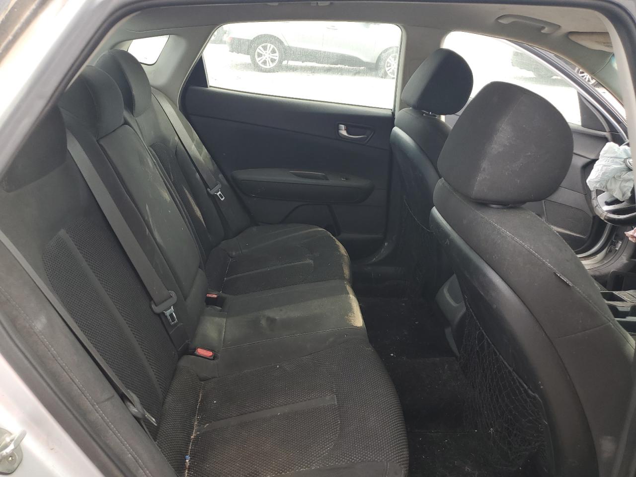 Kia Optima Lx Image 2