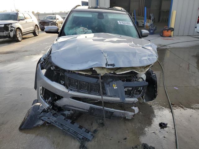 Jeep Compass Latitude Image 4