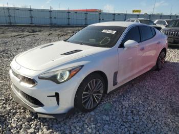  Salvage Kia Stinger