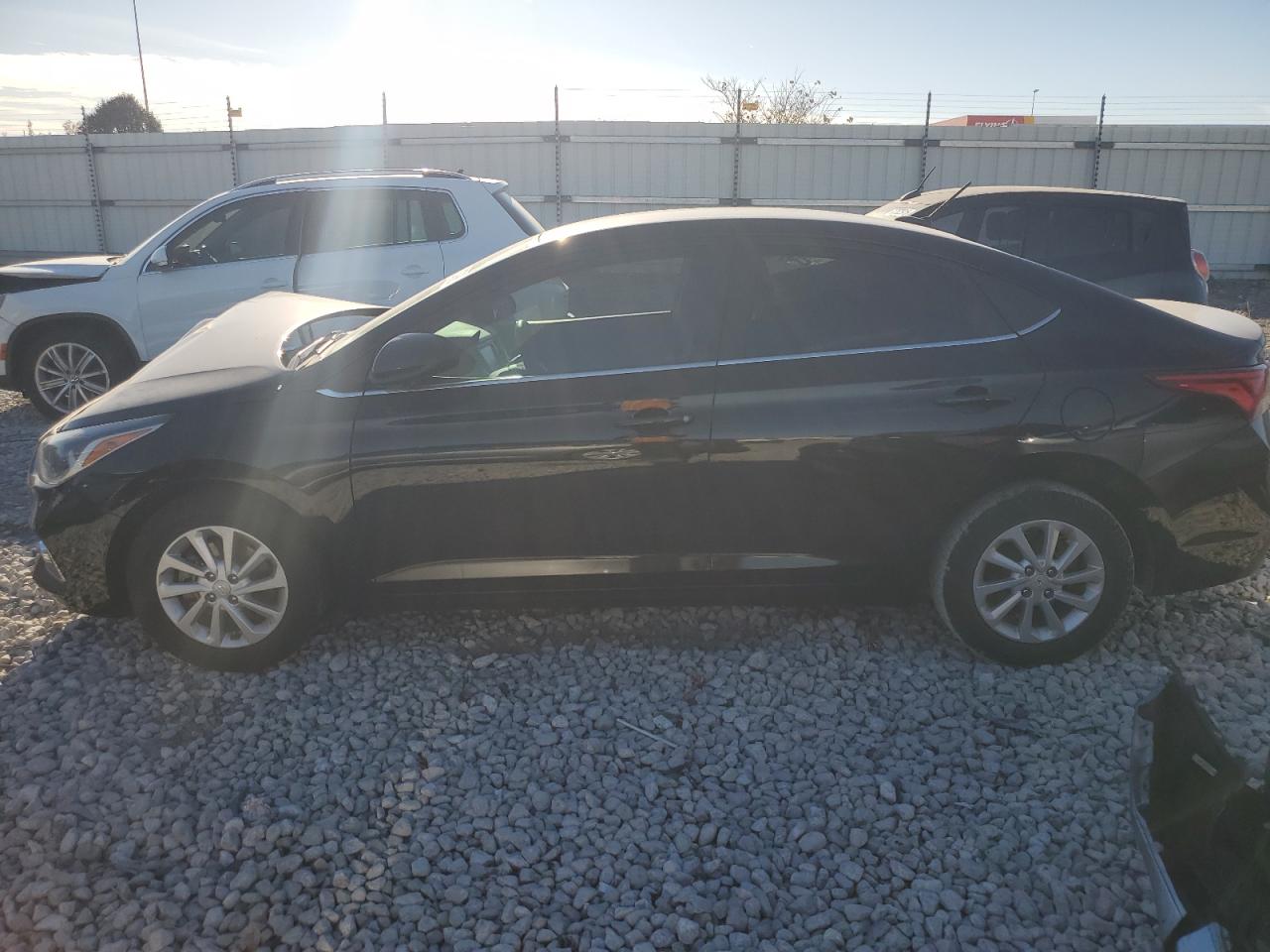 Hyundai ACCENT Se Image 2