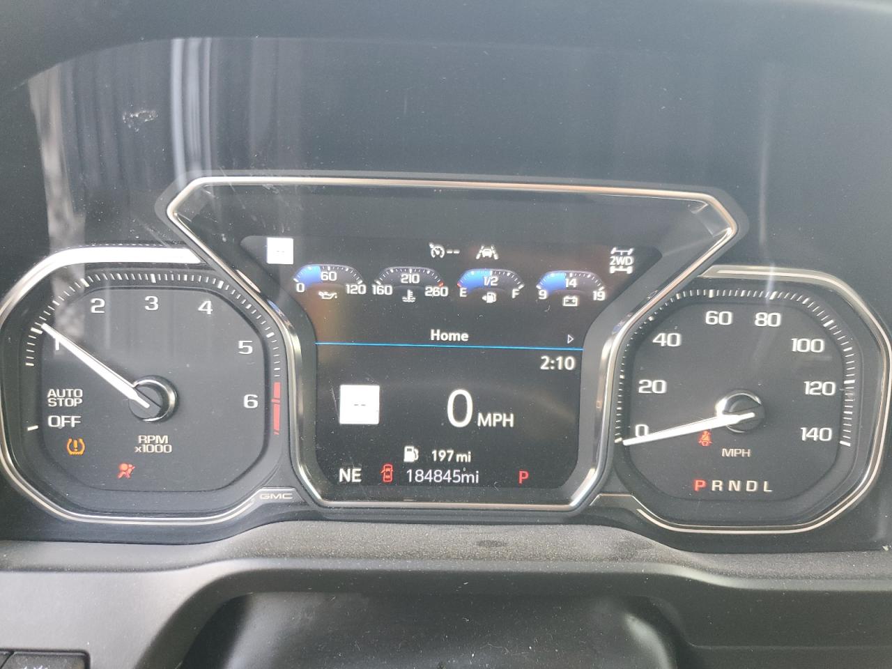 GMC Sierra K1500 Denali Image 8