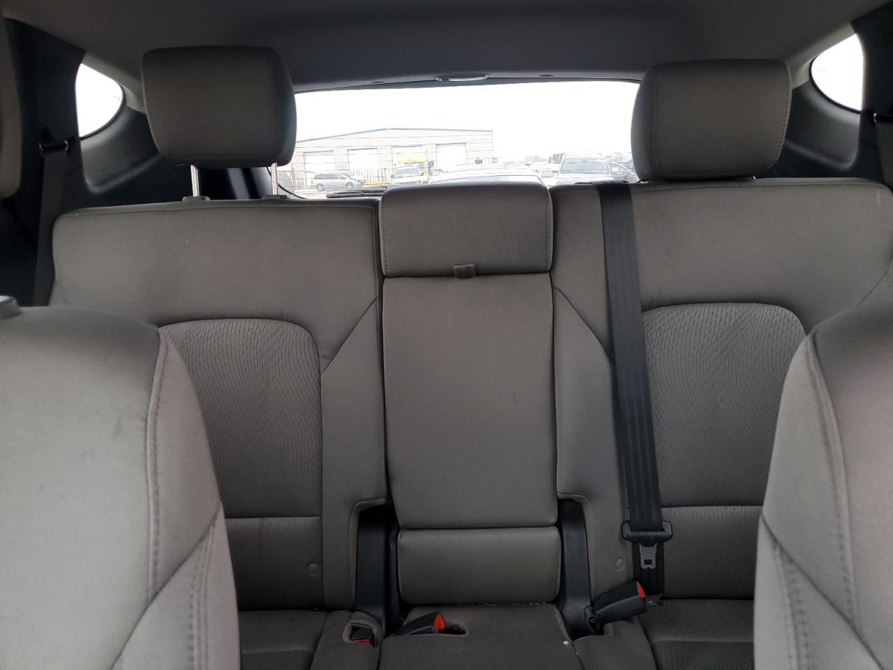 Hyundai SANTA FE Image 10