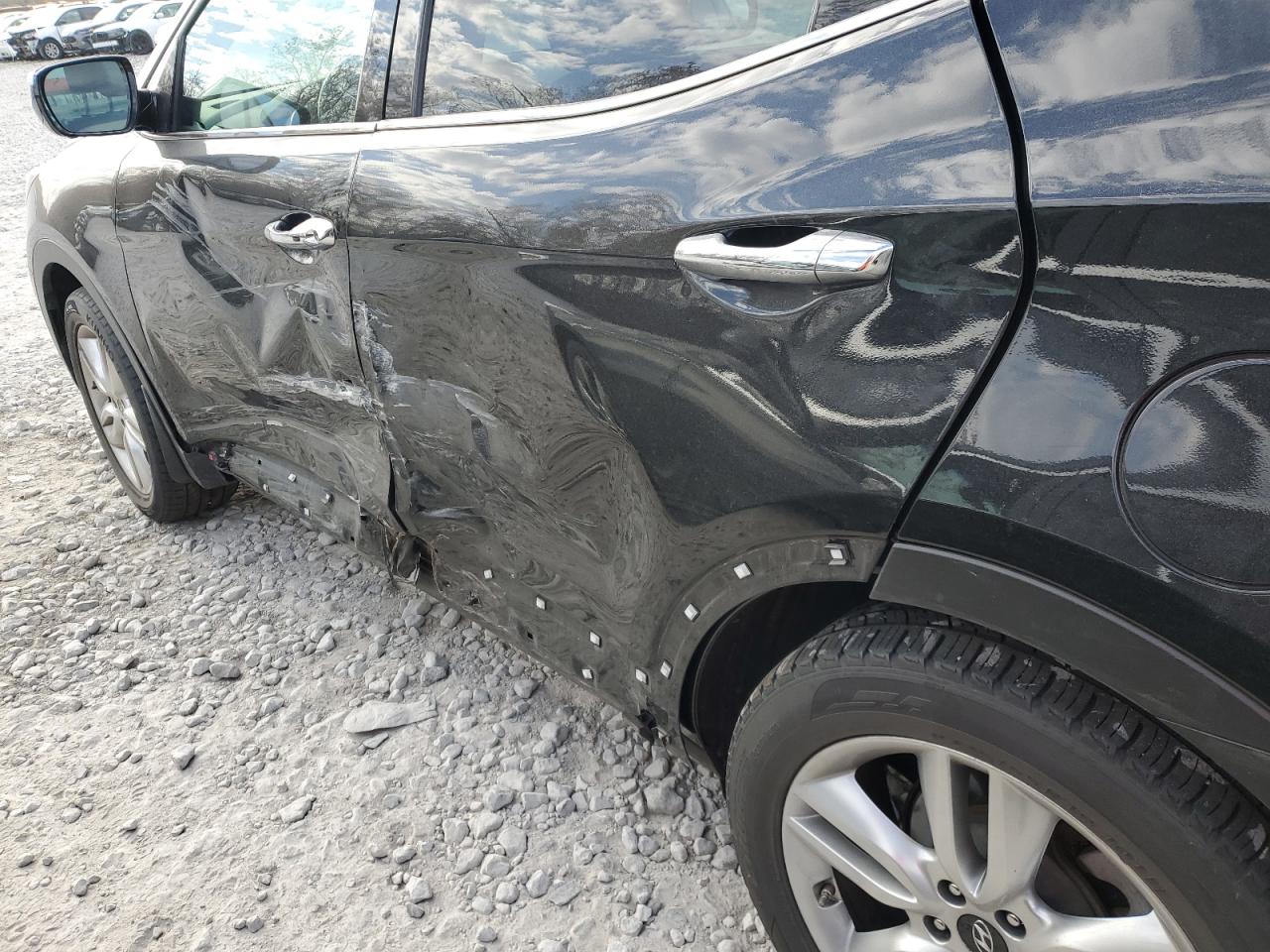 Hyundai SANTA FE Image 4