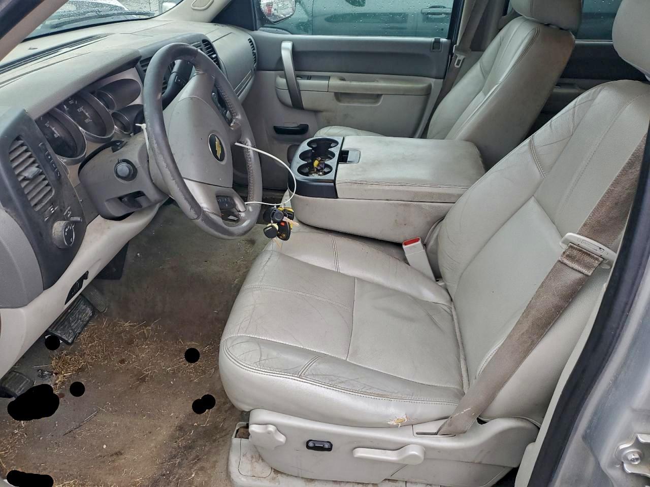 Chevrolet Silverado K1500 Lt Image 7