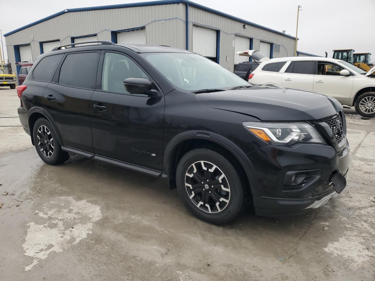 Nissan Pathfinder Sl Image 2