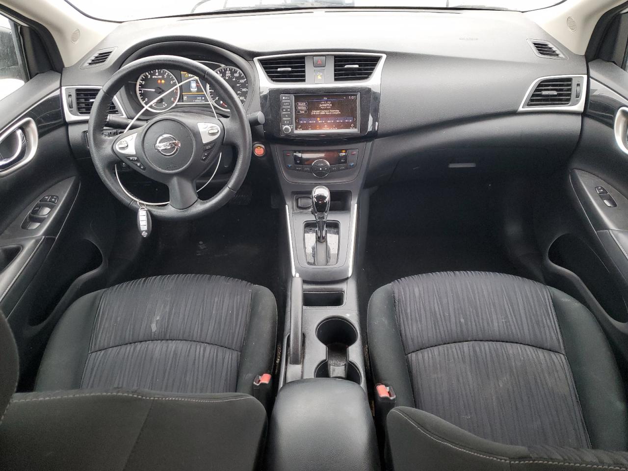 Nissan Sentra S Image 9