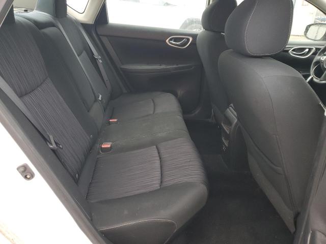 Nissan Sentra S Image 4