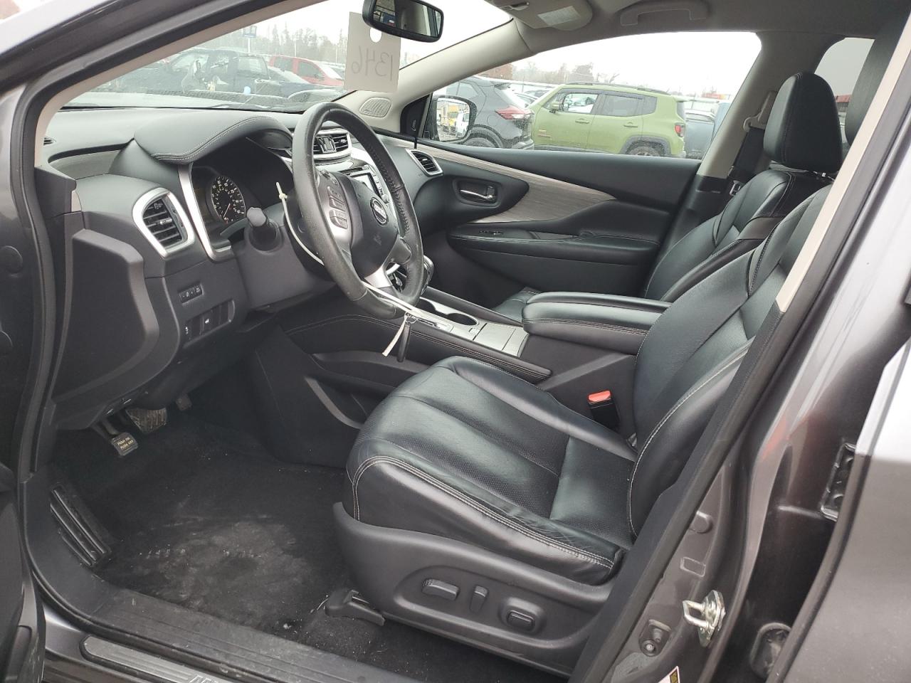Nissan Murano S Image 6