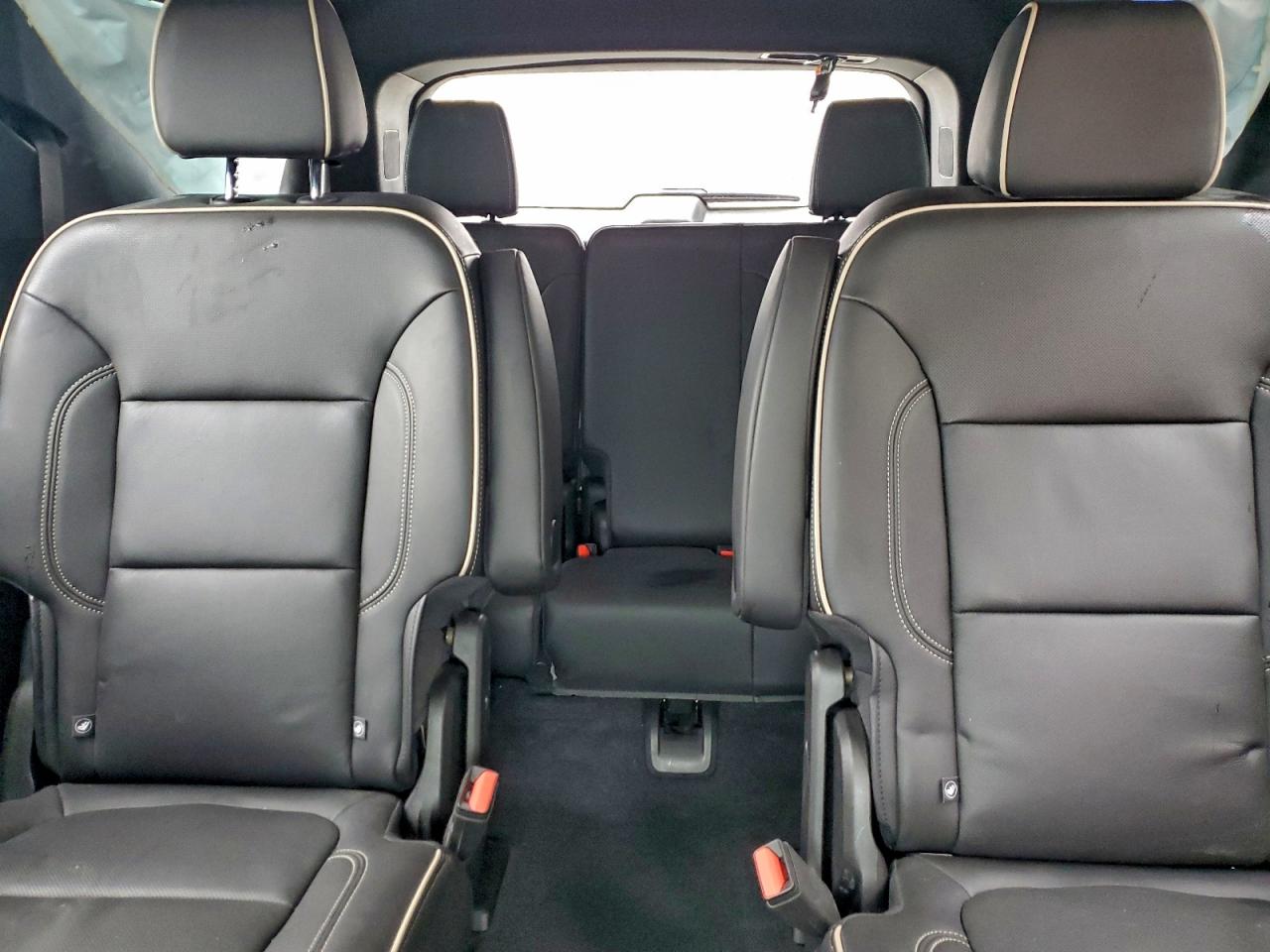 Chevrolet Traverse Premier Image 9