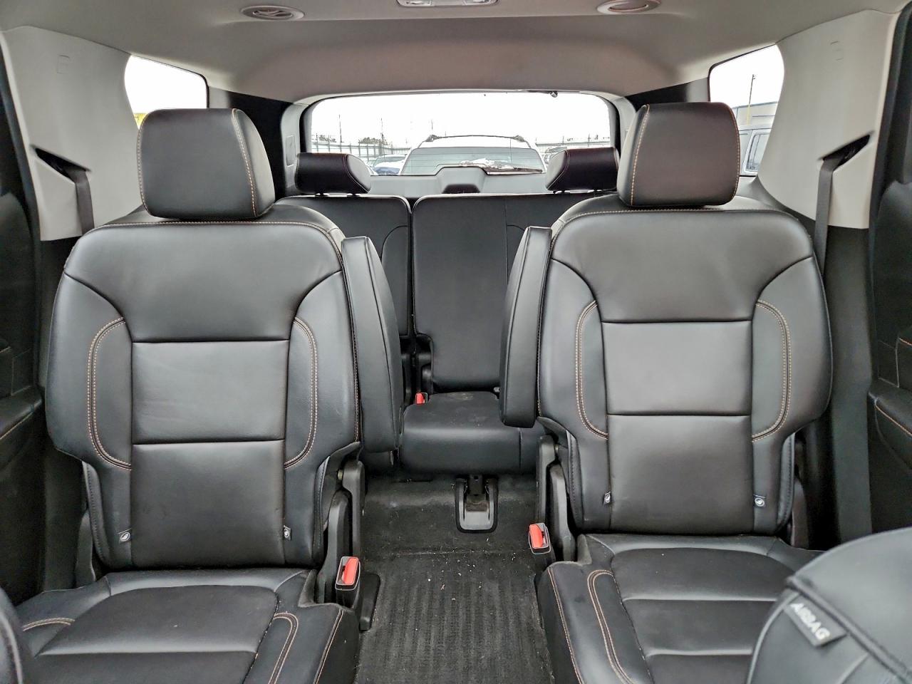 Chevrolet Traverse Lt Image 7