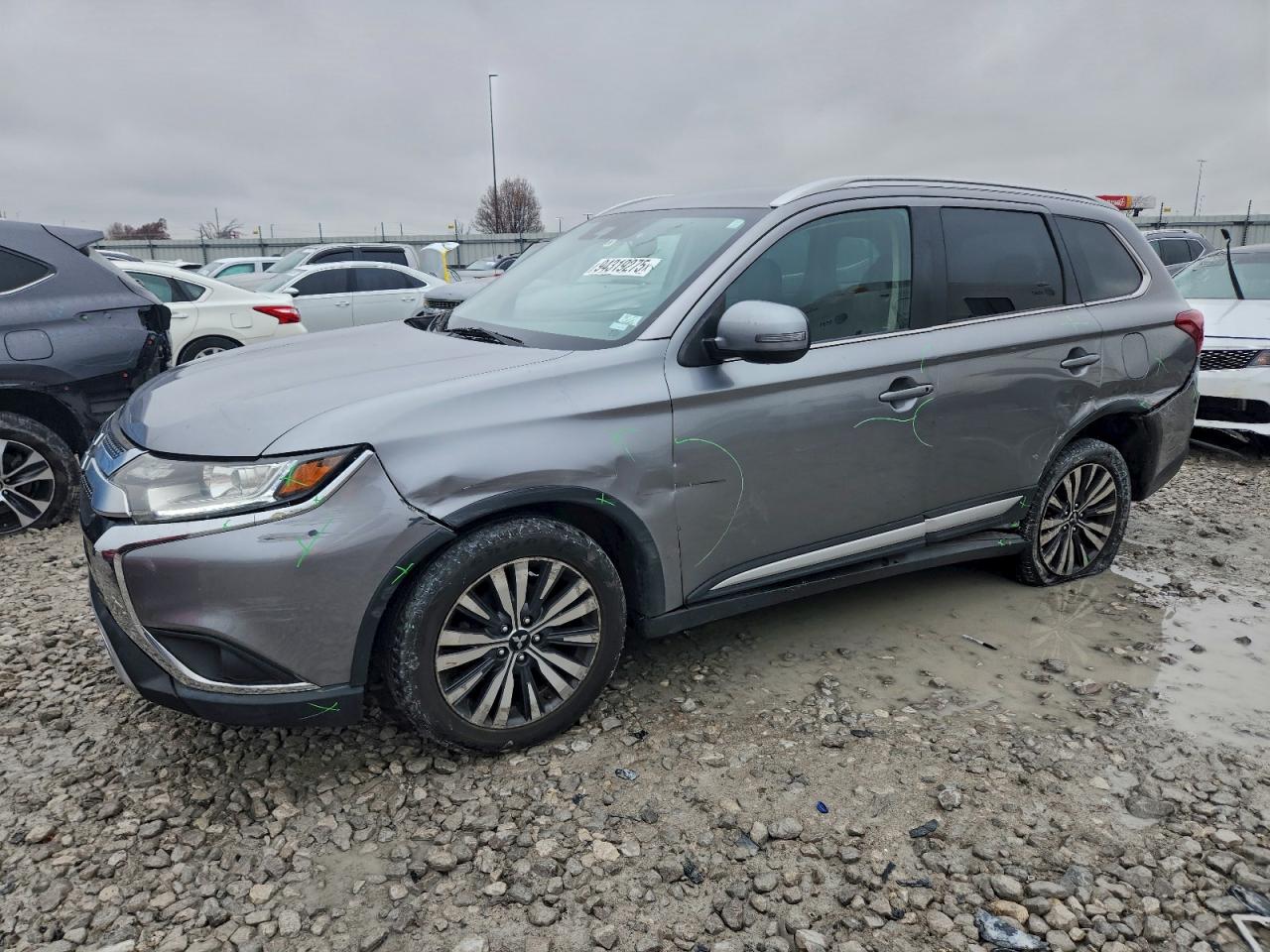 Mitsubishi Outlander Se Image 1