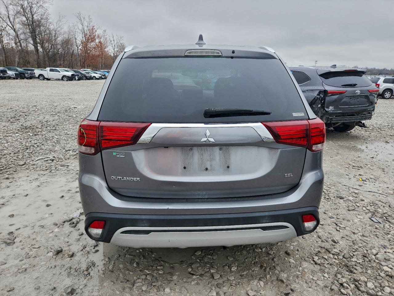 Mitsubishi Outlander Se Image 13