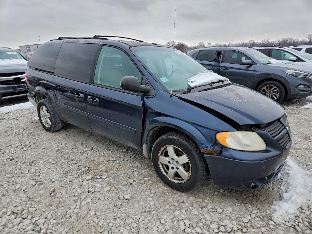 Dodge Caravan Sxt Image 7