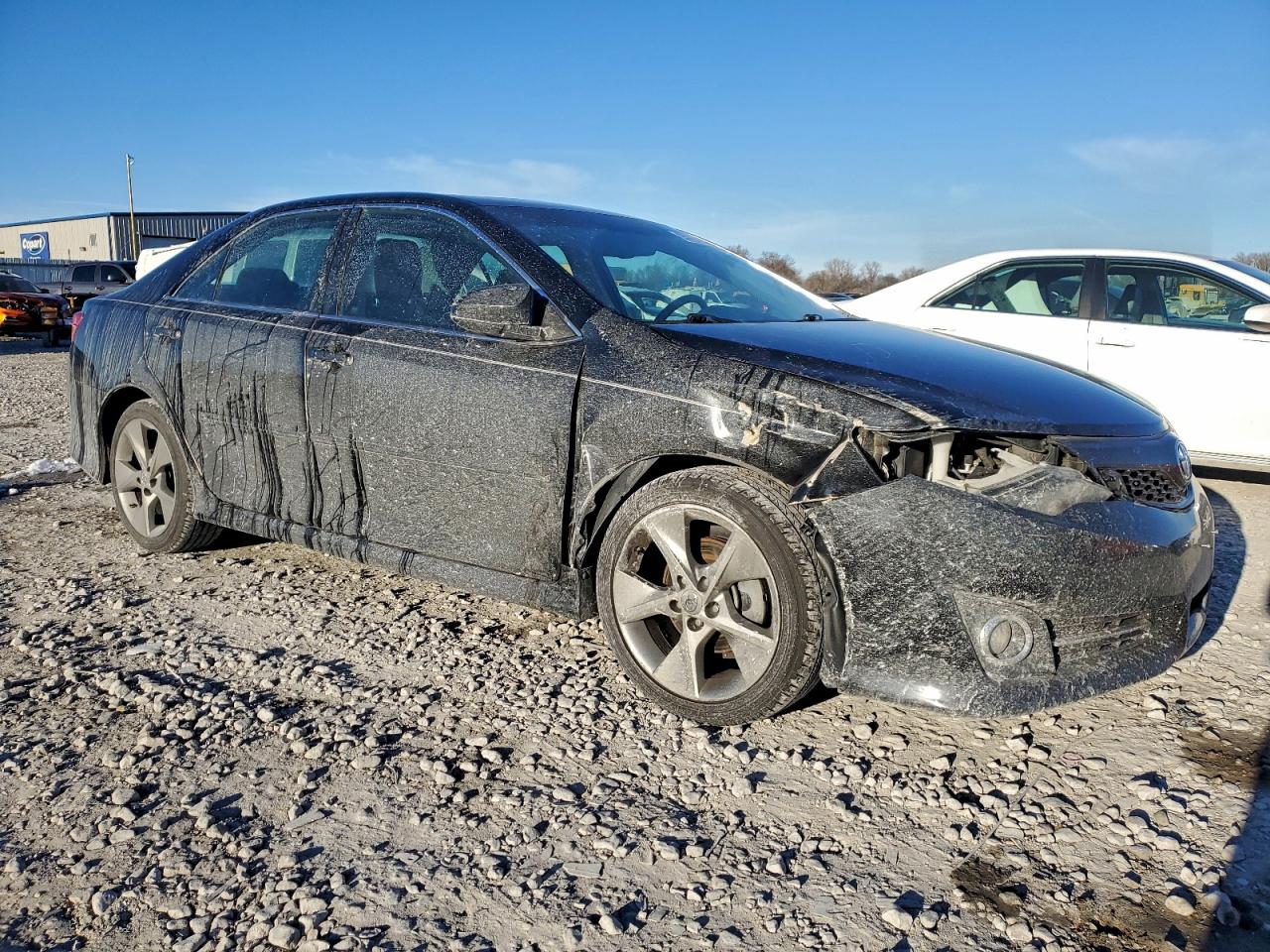 Toyota Camry Se Image 2