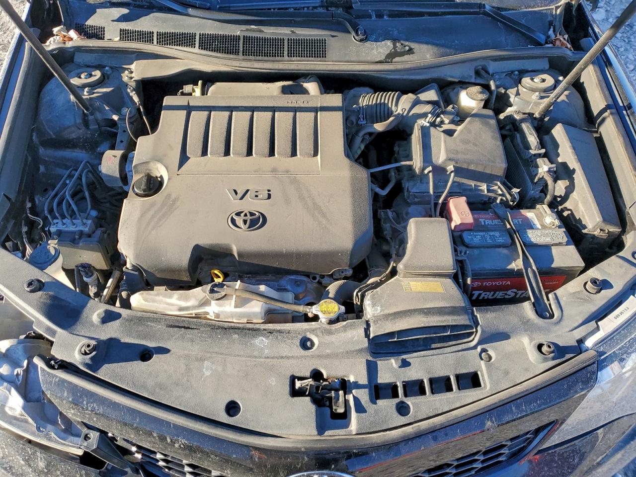 Toyota Camry Se Image 6