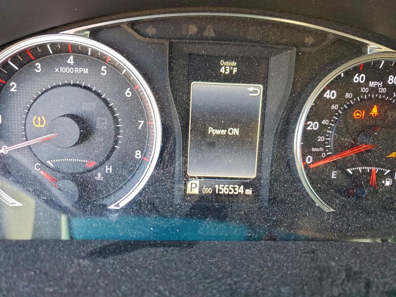 Toyota Camry Le Image 7