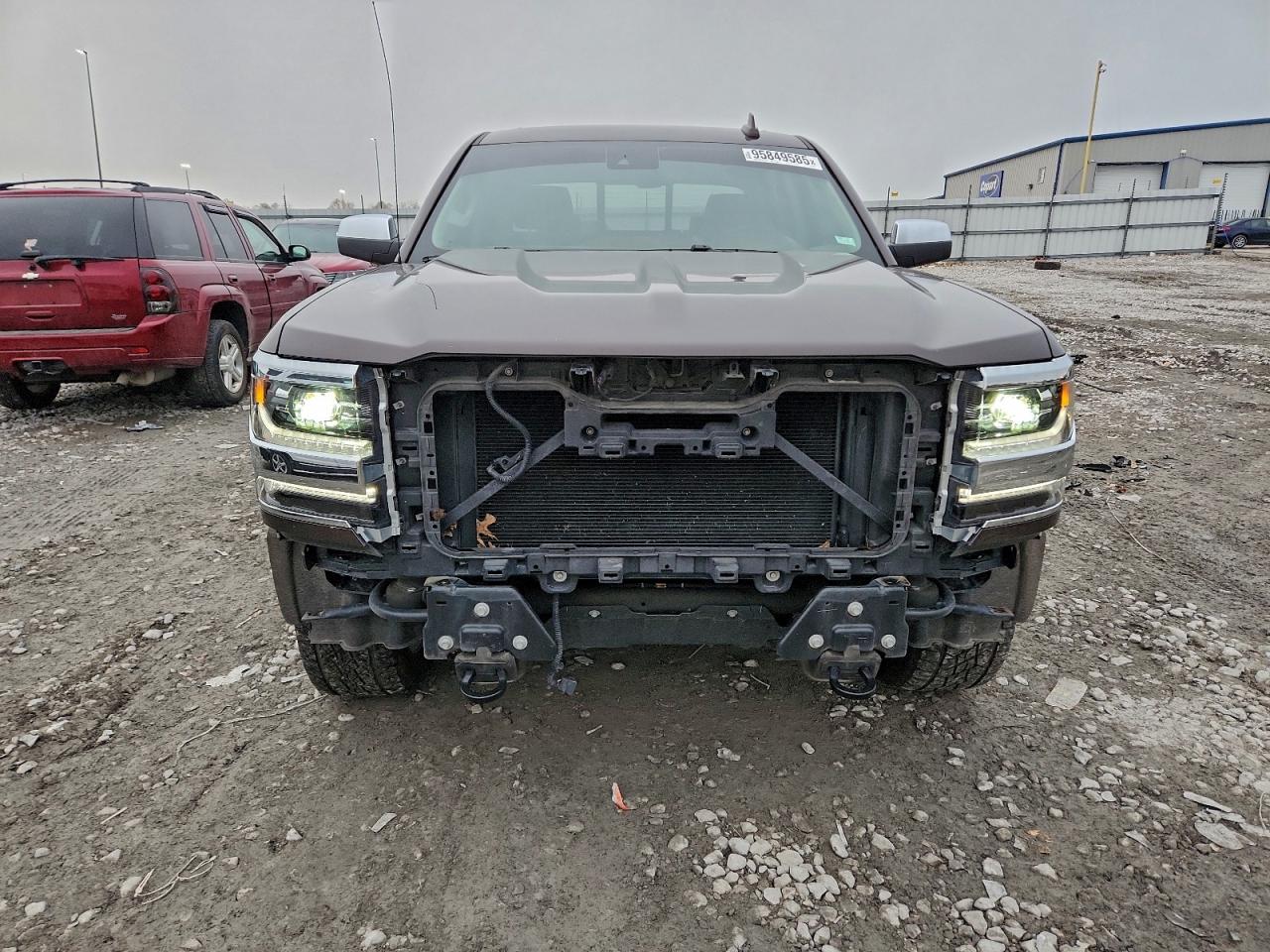 Chevrolet Silverado K1500 High Country Image 3