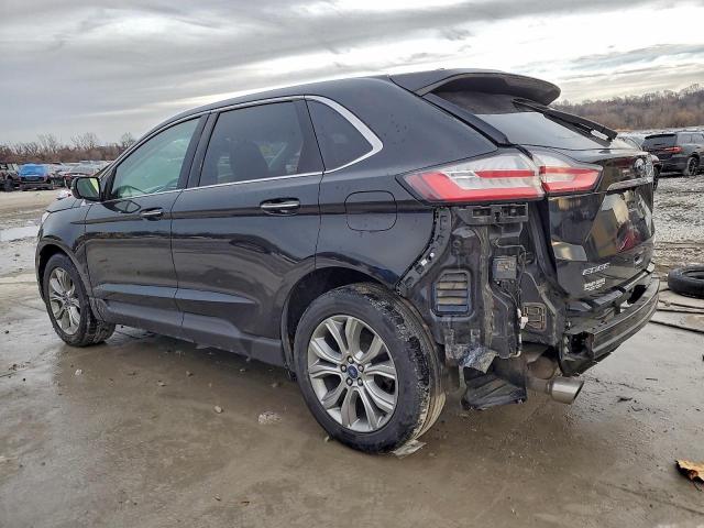 Ford Edge Titanium Image 2