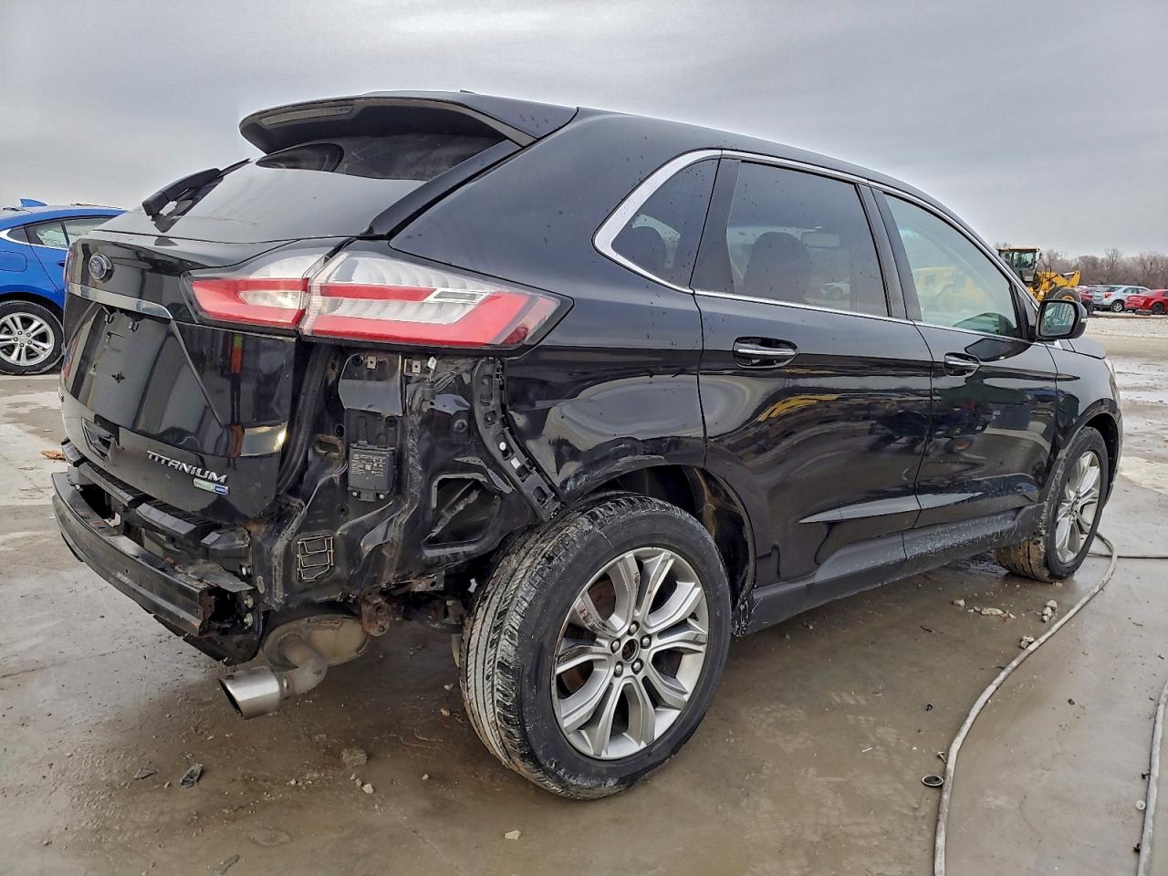 Ford Edge Titanium Image 7