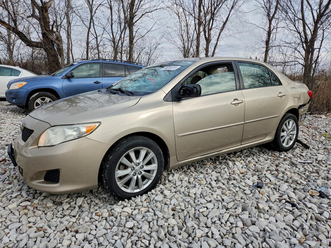 Toyota Corolla Base Image 1