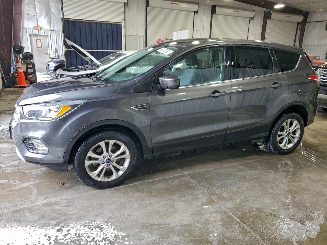 Ford Escape Se Image 1