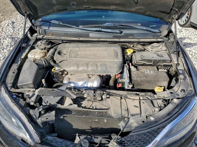 Chrysler 200 Limited Image 7