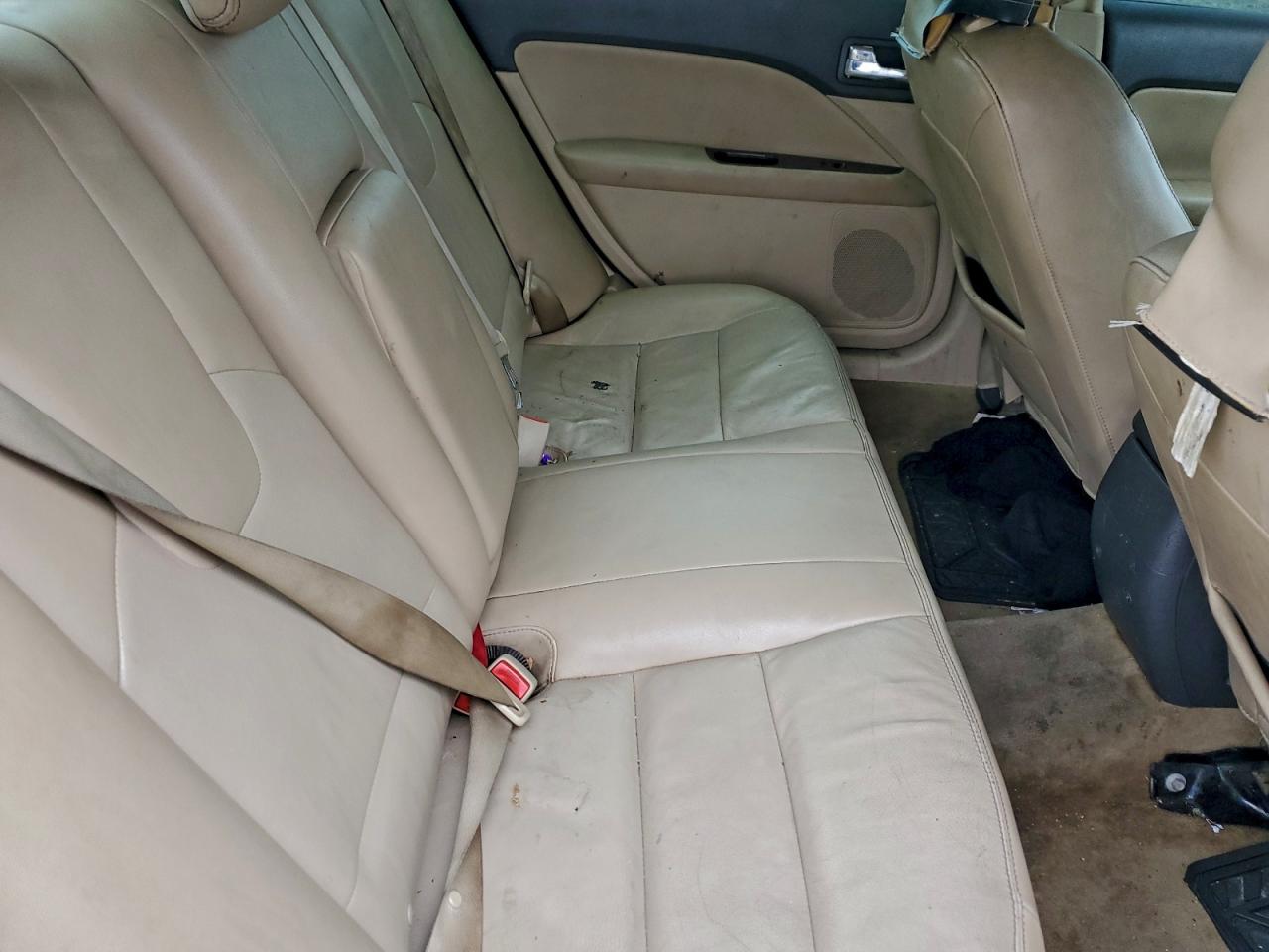 Ford Fusion Sel Image 11