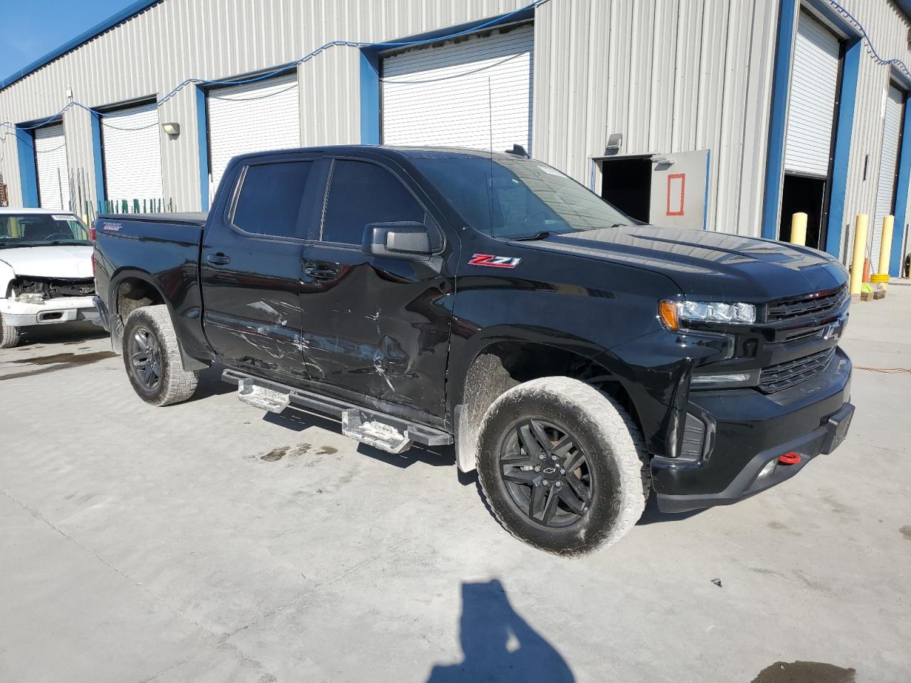 Chevrolet Silverado K1500 Lt Trail Boss Image 2