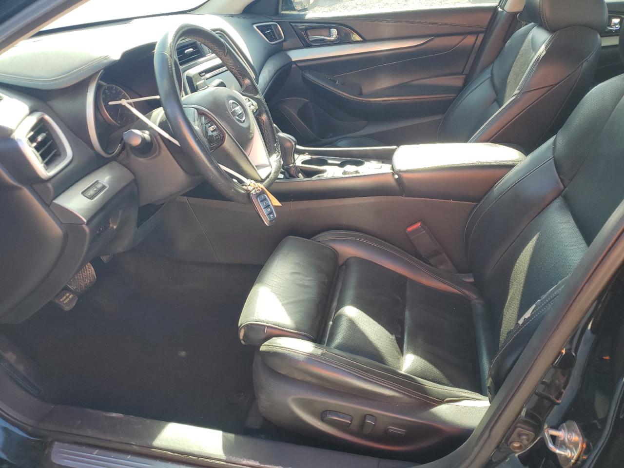 Nissan Maxima 3.5s Image 3