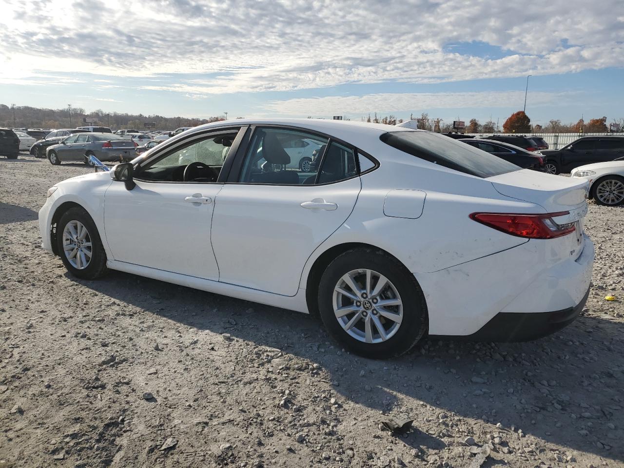 Toyota Camry Xse Image 13