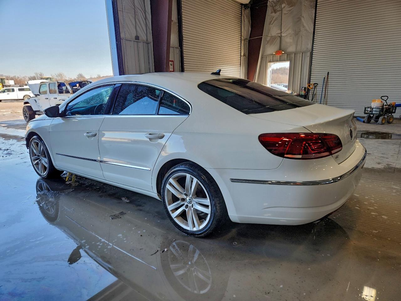 Volkswagen CC Luxury Image 7