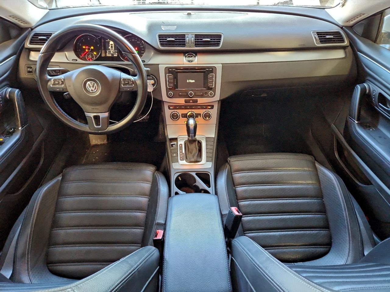 Volkswagen CC Luxury Image 8