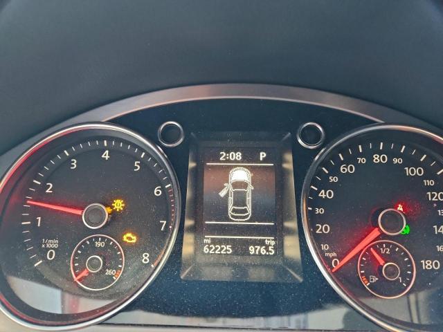 Volkswagen CC Luxury Image 9