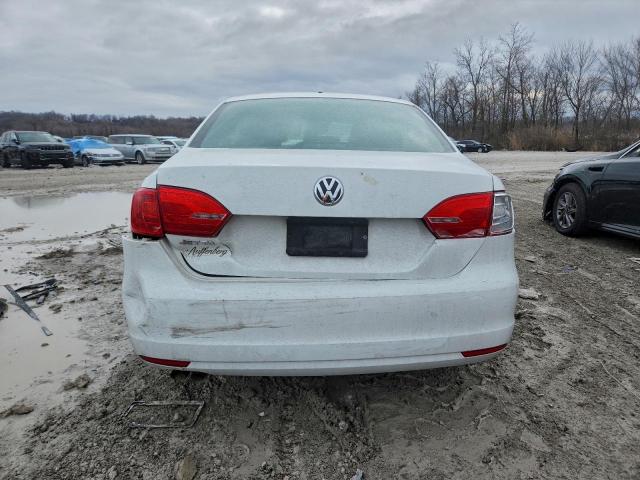 Volkswagen Jetta Base Image 2