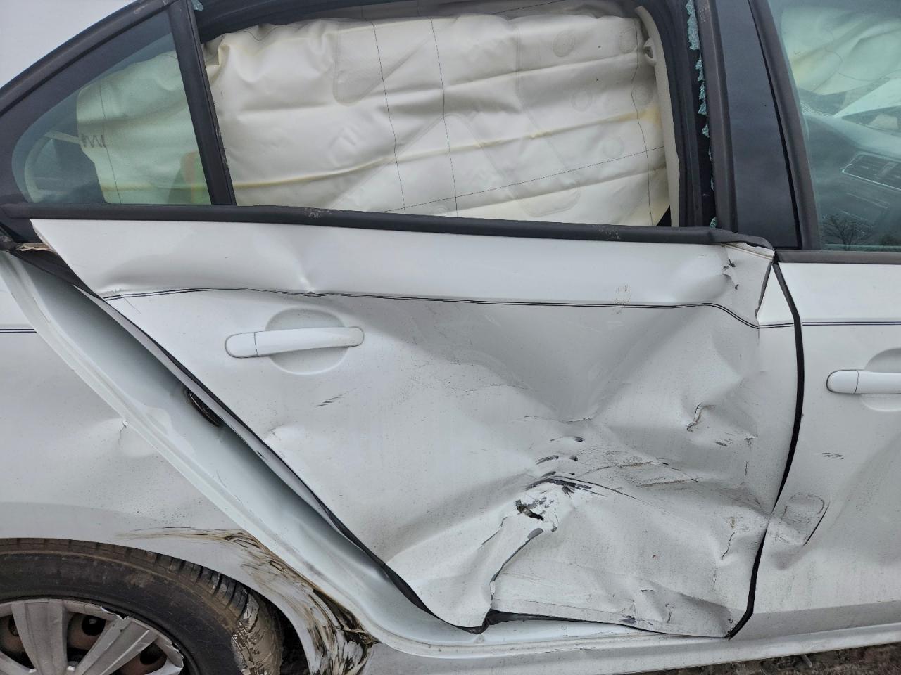 Volkswagen Jetta Base Image 12