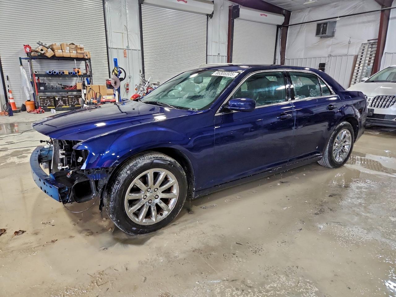 Chrysler 300 Image 1