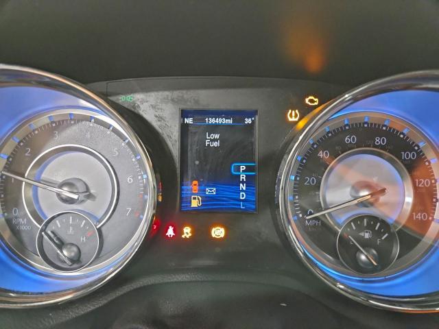 Chrysler 300 Image 10