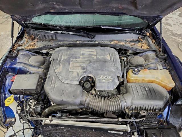 Chrysler 300 Image 9