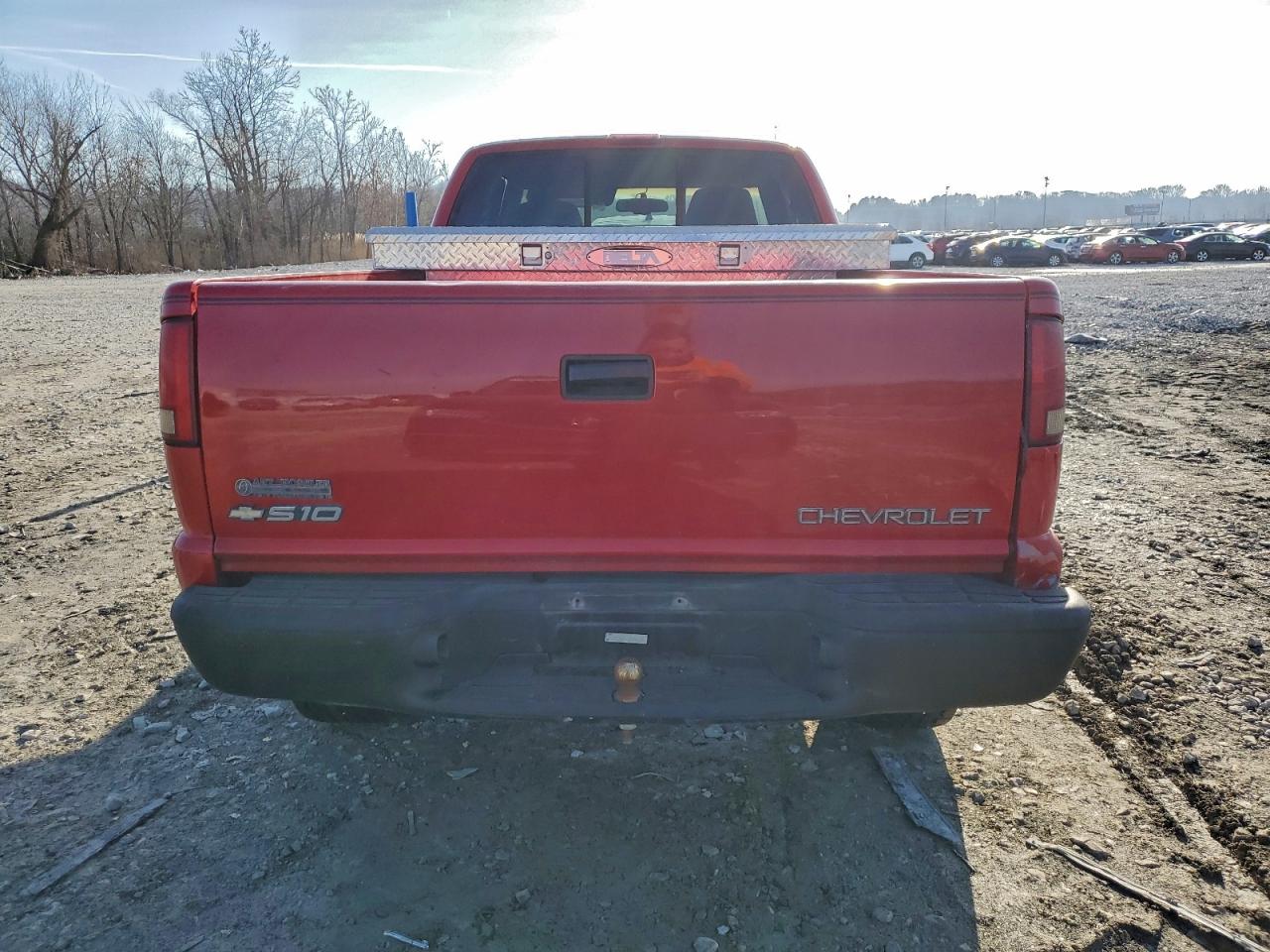 Chevrolet S-10 S10 Image 8