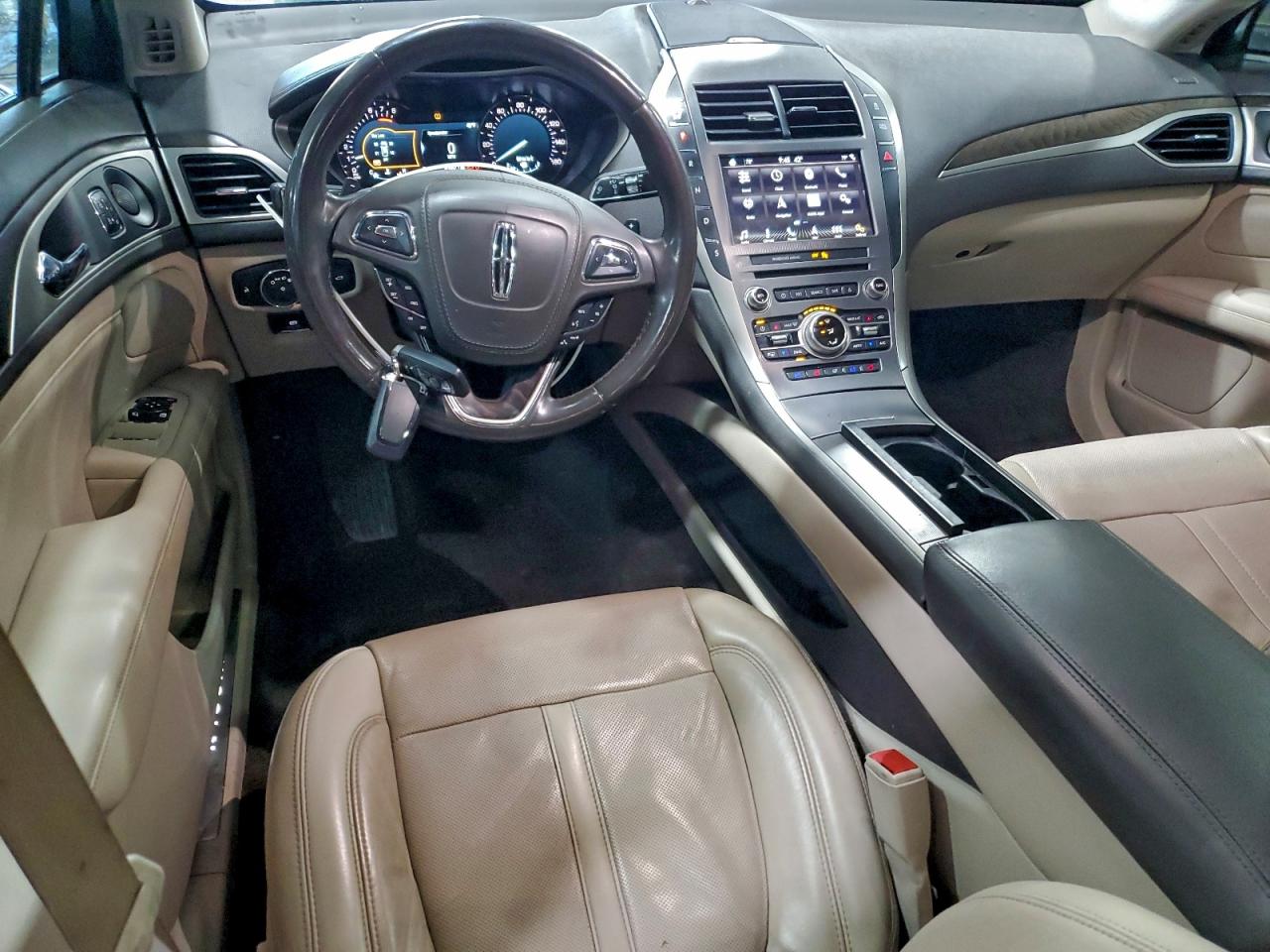 Lincoln MKZ Reserve Image 10