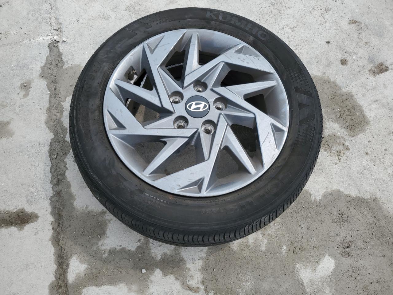 Hyundai ELANTRA Sel Image 13