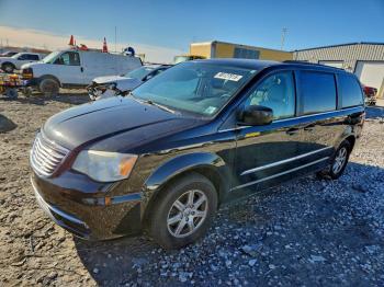  Salvage Chrysler Minivan