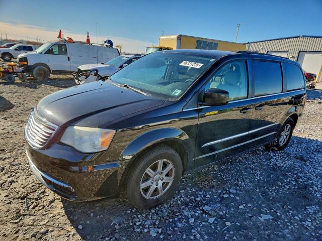  Salvage Chrysler Minivan