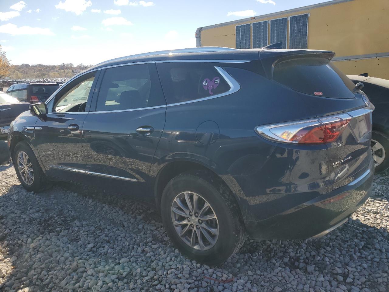 Buick Enclave Essence Image 2