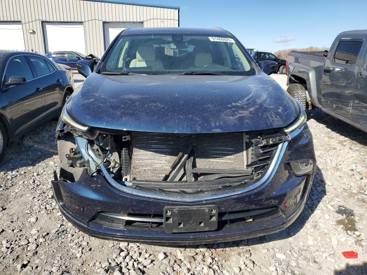 Buick Enclave Essence Image 5