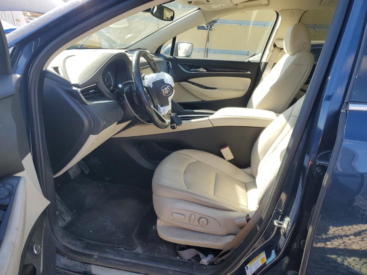 Buick Enclave Essence Image 9