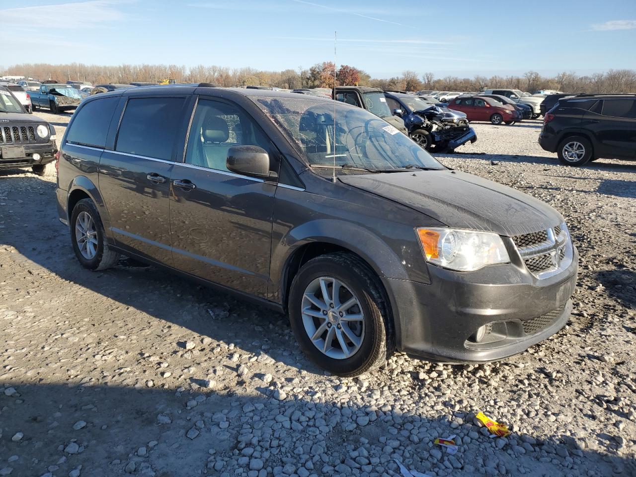 Dodge Caravan Sxt Image 13