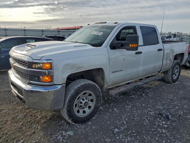  Salvage Chev Silverado 3500 Hd W